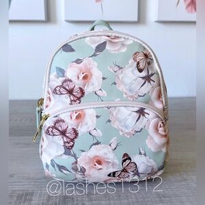 BETSEY JOHNSON Purse Peyton Mini Backpack Bag - Green Floral LBPEYTON